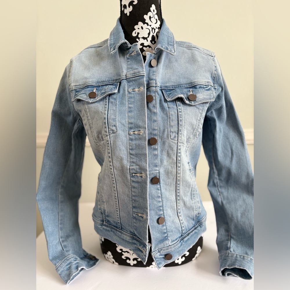 BP. Light Blue Distressed Denim Fabric Jacket. Size : M Front Pockets
